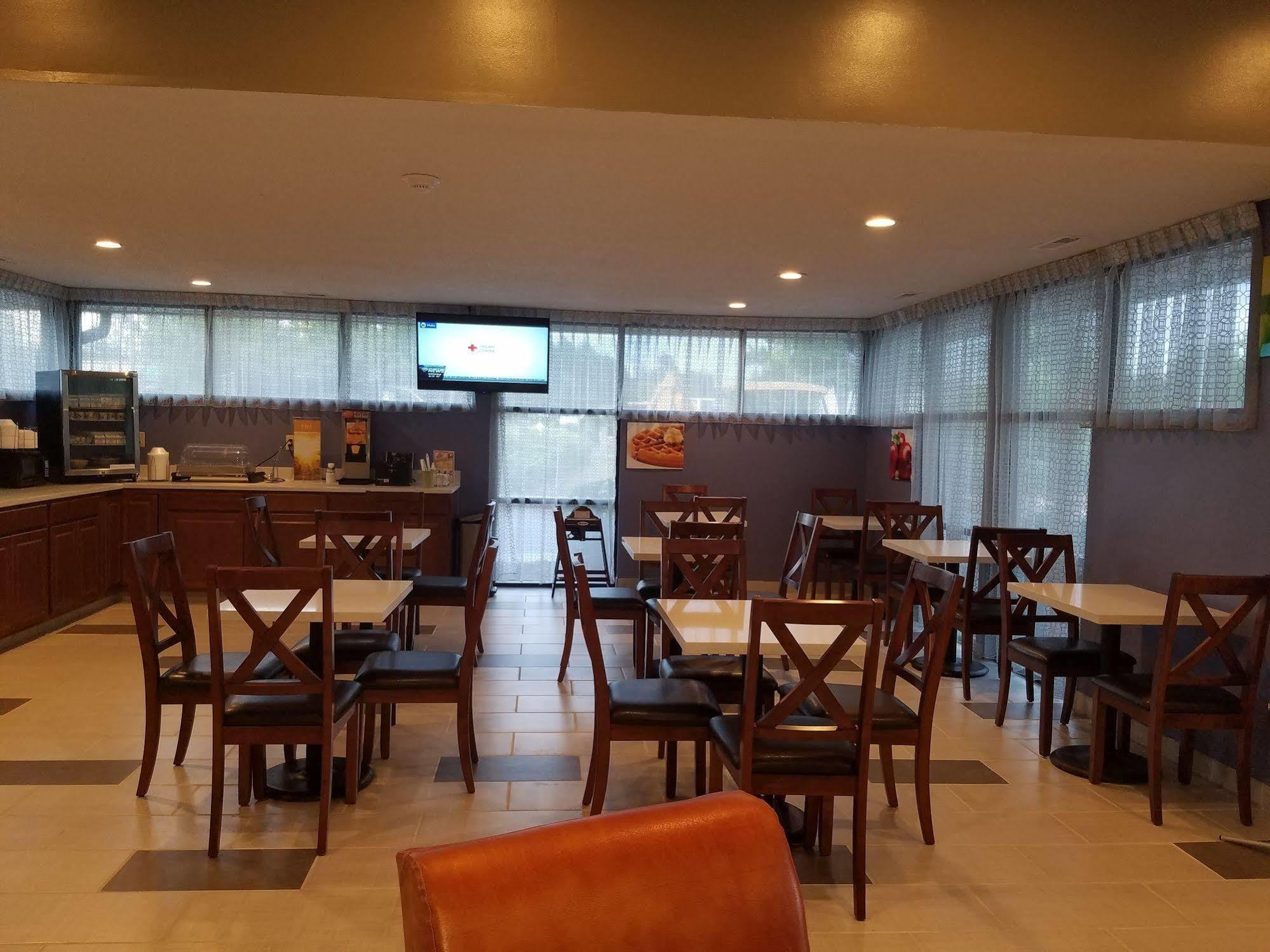 Quality Inn Aberdeen Eksteriør billede